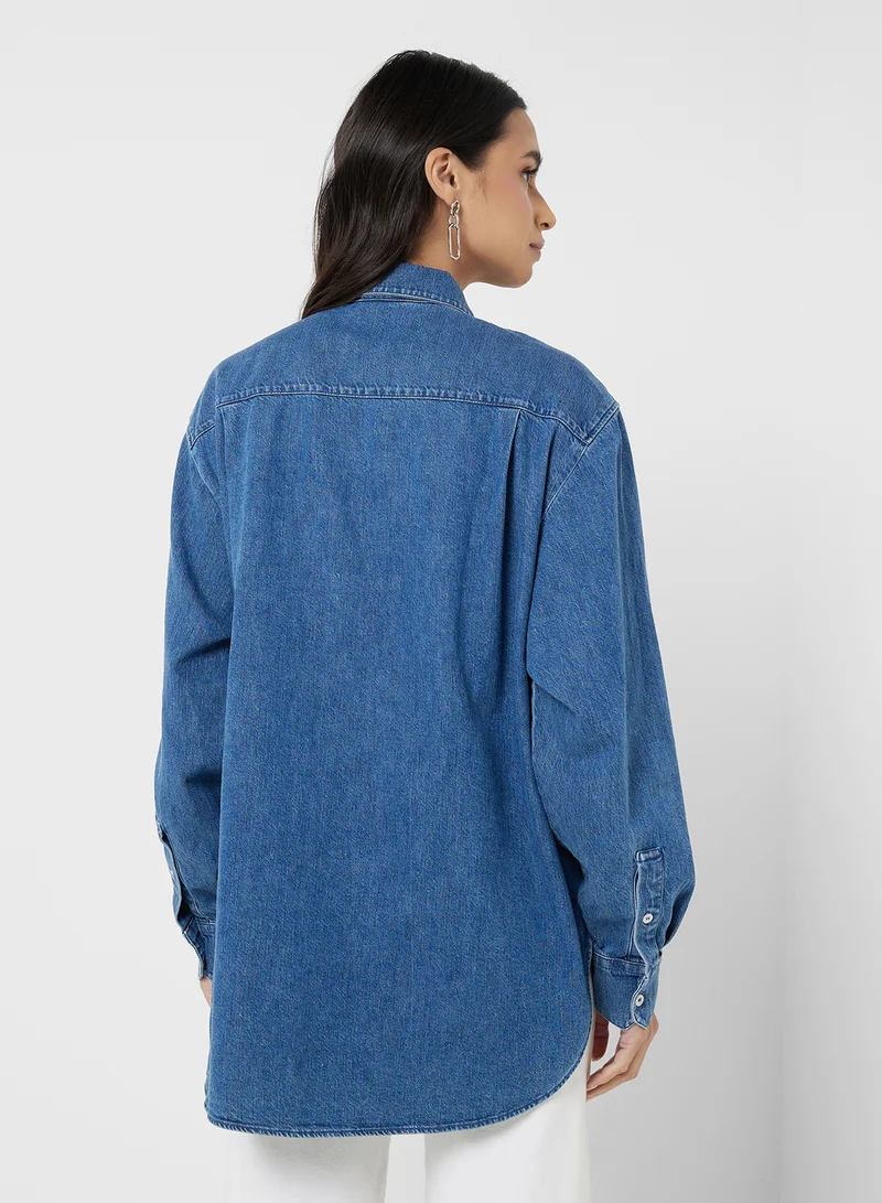 لاكوست OVERSIZED DENIM BREAST POCKET SHIRT