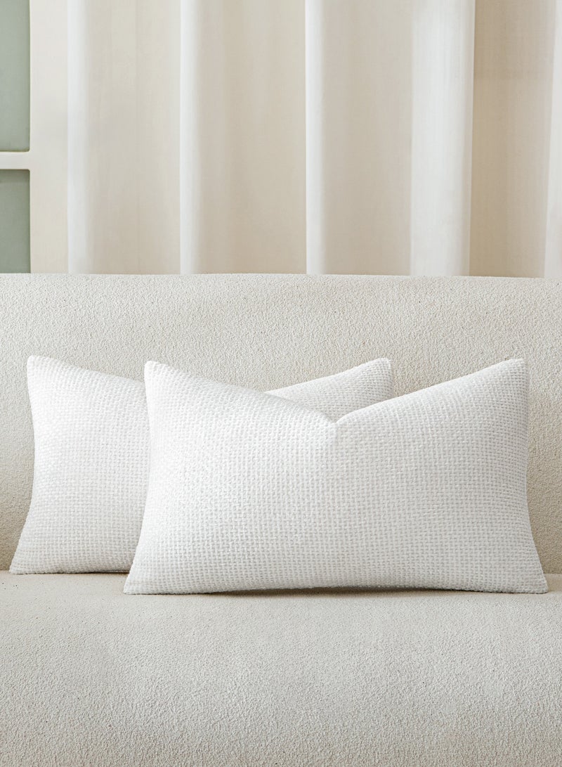 لحظة غطاء وسادة شنيلي باللون الأبيض لحظة 30x50 سم عبوة من 2 غطاء وسادة زخرفي حديث من الطراز الريفي على شكل صليب. - Image 1