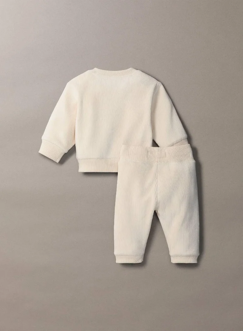 Calvin Klein Jeans Whitecap Gray Newborn Velvet Fleece Giftset  | Best Price UAE