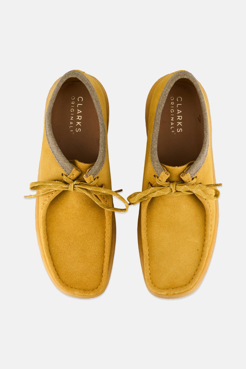 clarks Men Wallabee Cup Standard Fit Lace Up Shoes, Amber Gold  - Image 3