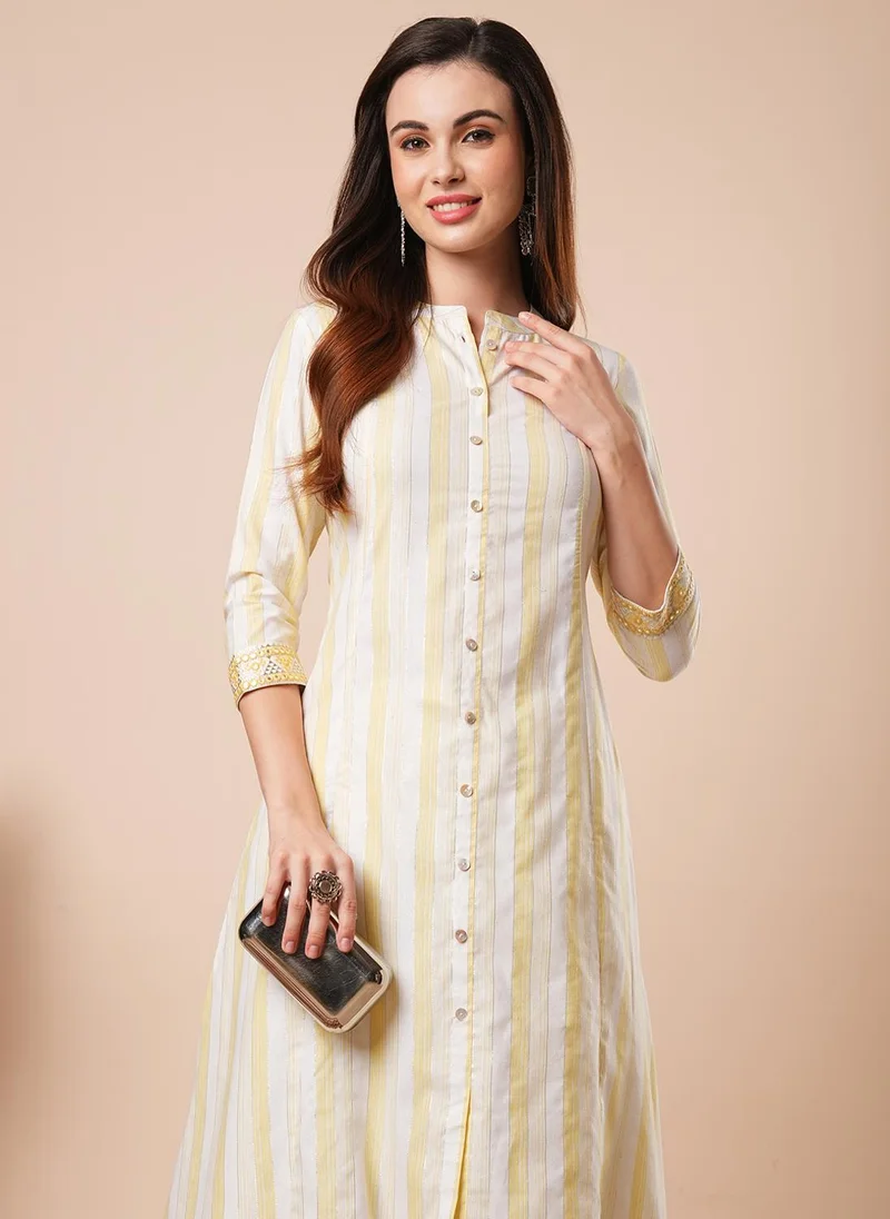 globus Globus Women Striped Regular Gotta Patti Pure Cotton Kurta With Trousers