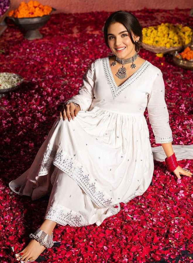 ISHIN Women'S Off White 100% Cotton Self Design Full Length Palazzo Kurta Set - Image 1