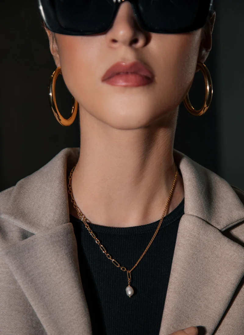 Lichi Pearl asymmetric chain necklace