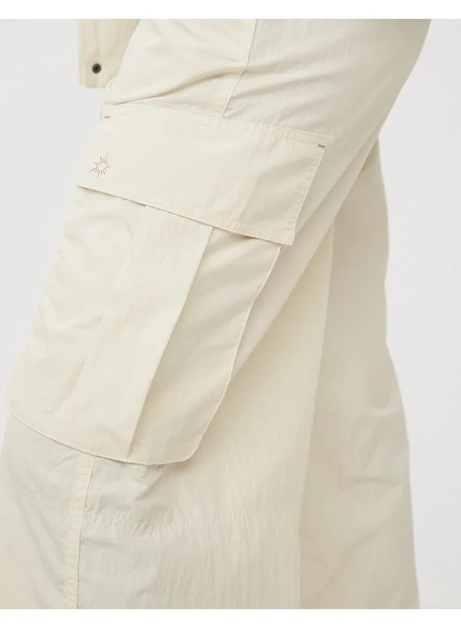 American Eagle Pocket Detail Drawstring Cargo Pants