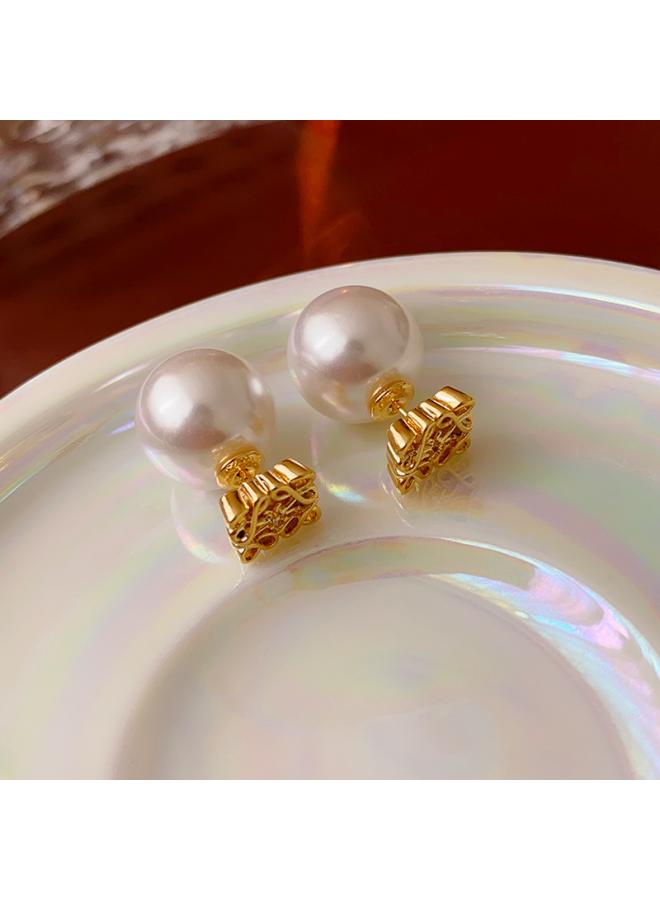 Real Gold Electroplated Silver Needle Square Hollow Pearl Earrings Elegant All-match Earrings Light Luxury High-grade Earrings