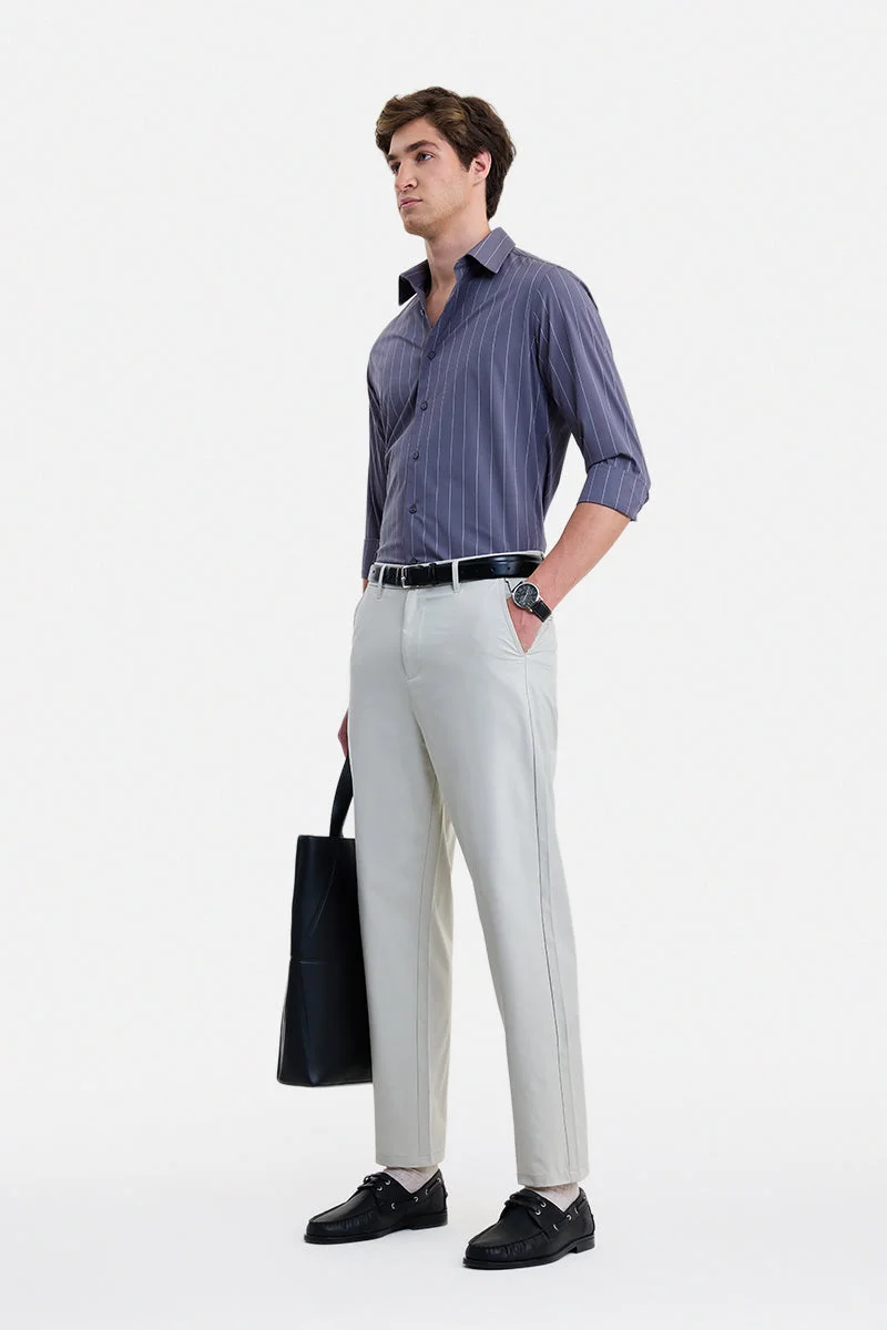 SNITCH Off-White Solid Regular Fit Casual Trousers