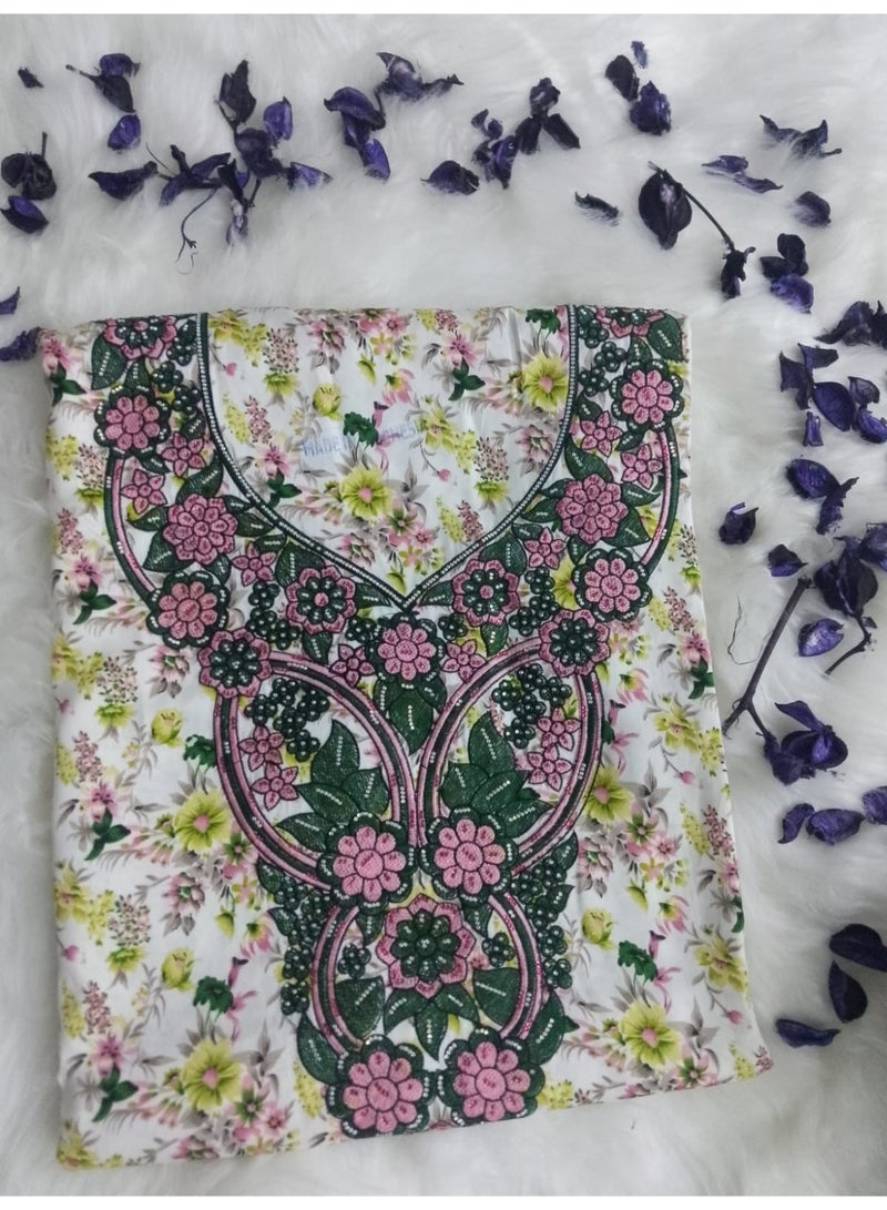 Makhawer made of the finest Indonesian silk with an embroidered design  - Image 3