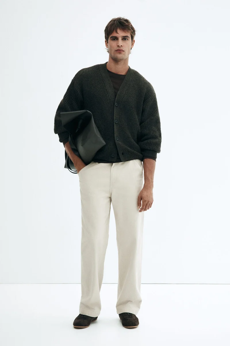 اتش اند ام بنطلون عملي بقصة مريحة