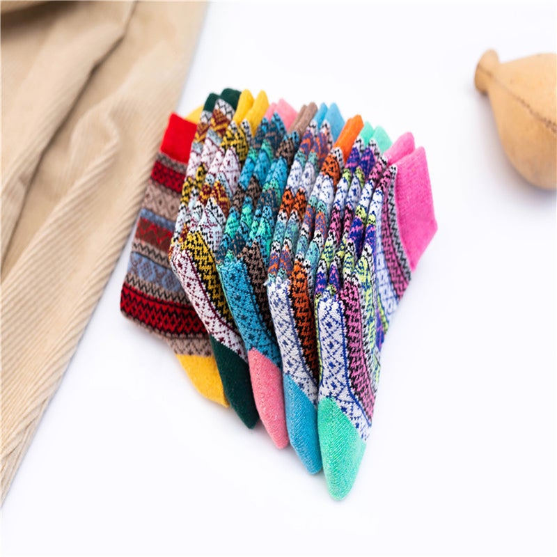 👕 أطقم جوارب نسائية شتوية بنمط ألوان متنوعة ٥ أزواج بحجم ١٠ سم للحفاظ على الدفء - Image 2