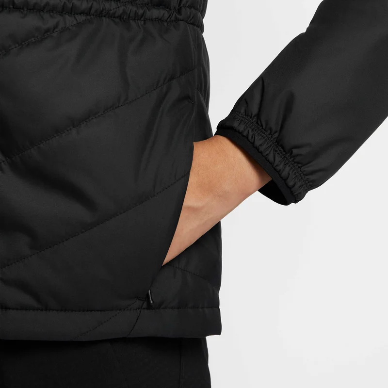 Nike Black Women's Swift Therma-FIT Running Jacket for Women | Best Price UAE