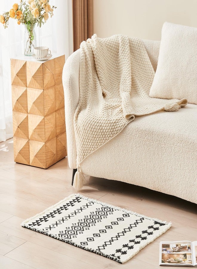 Douceur Boho Bath mat for Bathroom Floor Non Slip, Acrylic Blend Cute Bath Rugs with Tassels, Black and Cream White Tribal Ethnic Pattern Farmhouse Bathroom Rugs, 15.7" x 23.6" - Image 5