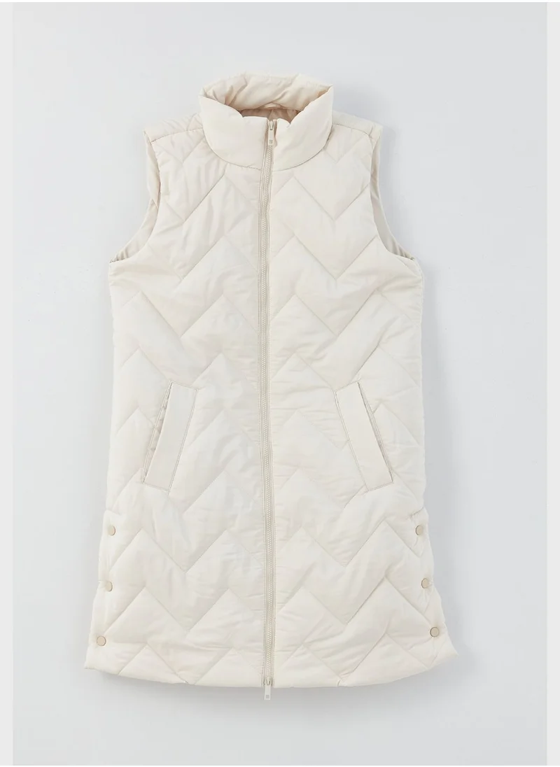 LC WAIKIKI Pocket Detail Turtle Neck Vest