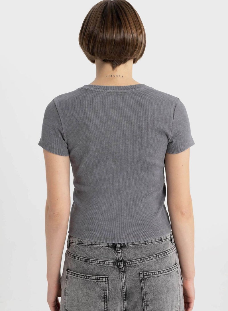 DeFacto Woman Fitted Short Sleeve T-Shirt  - Image 2