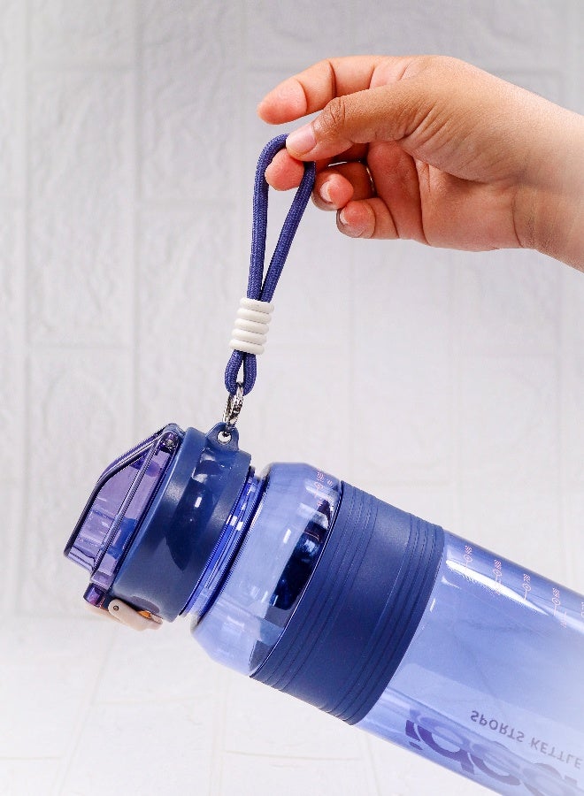 توشيونيكس زجاجة مياه رياضية IdeaKettle مع شفاطة سعة 1500 مل، مصنوعة من البلاستيك الخالي من مادة BPA، مع غطاء قابل للقفل، وحزام حمل، ومؤشر لمستوى الماء بالملليلتر والأونصة، زجاجة مانعة للتسرب وقابلة لإعادة الاستخدام للصالة الرياضية والمدرسة والسفر والمكتب والترطيب في الهواء الطلقزجاجة مياه رياضية IdeaKettle مع شفاطة سعة 1500 مل، مصنوعة من البلاستيك الخالي من مادة BPA، مع غطاء قابل للقفل، وحزام حمل، ومؤشر لمستوى الماء بالملليلتر والأونصة، زجاجة مانعة للتسرب وقابلة لإعادة الاستخدام للصالة الرياضية والمدرسة والسفر والمكتب والترطيب في الهواء الطلق - Image 4