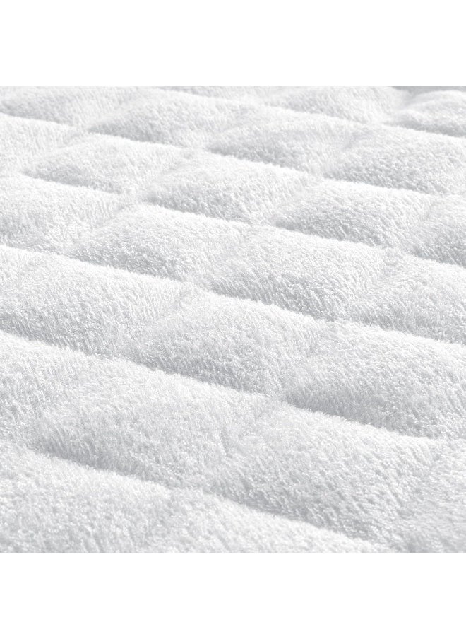 Moonsea Moonsea Diaper Changing Pad Liner Non-Slip, Waterproof Terry Mat Changing Pad Cover Liner, Quilted Absorbent Bassinet Liners Washable, 3 Pack 13"x 26" Reusable Portable Changing Table Pad White  - Image 5