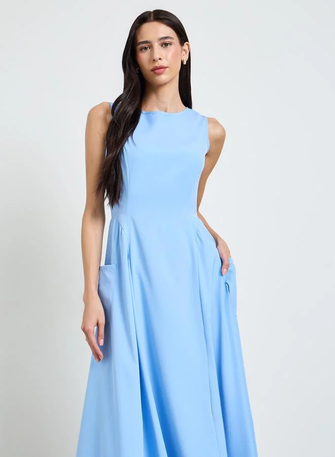 ستايلي Blue Sleeveless Pocketed Midi Dress