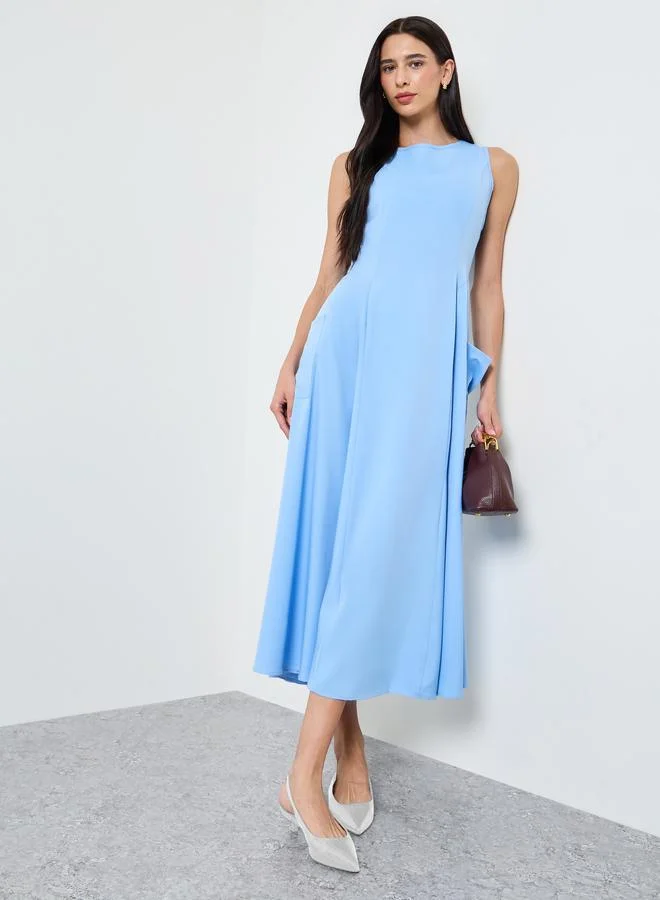 ستايلي Blue Sleeveless Pocketed Midi Dress