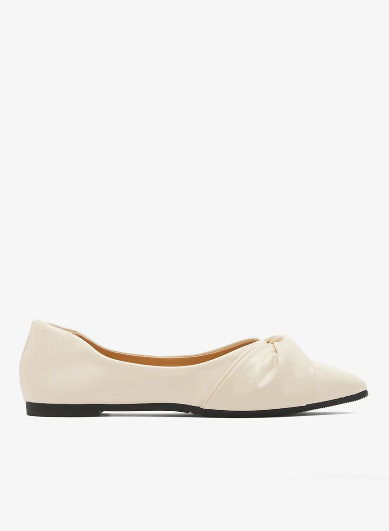 ايلا Two Tone Accent Pointed Toe Open Back Pumps