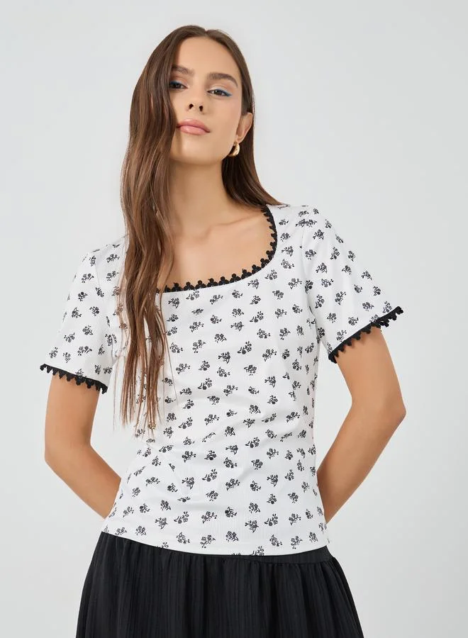 Take Two Take Two Floral Print Short Sleeve Lace Trim Top
