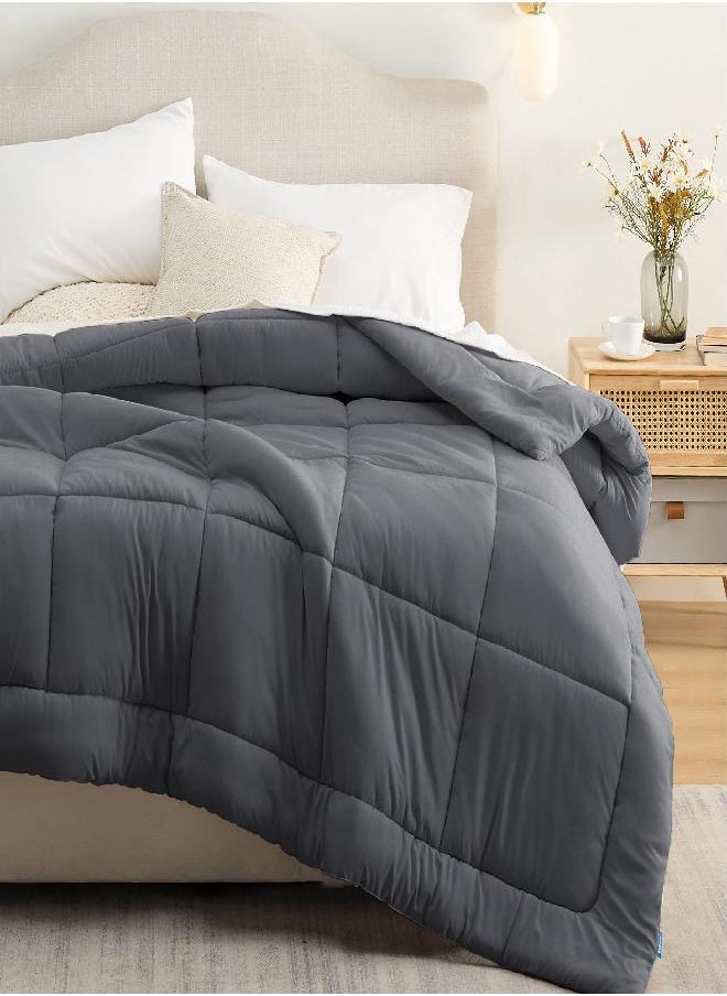Bedsure Bedsure Duvet Insert Full Comforter Dark Grey - All Season Quilted Down Alternative Comforter for Full Bed, 300GSM Mashine Washable Microfiber Bedding Comforter with Corner Tabs  - Image 2