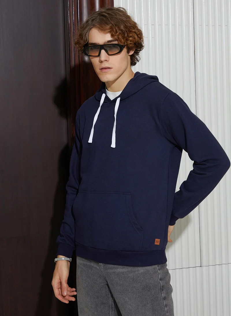 كامبوس سوترا هودي رجالي كحلي سادة بقصة عادية