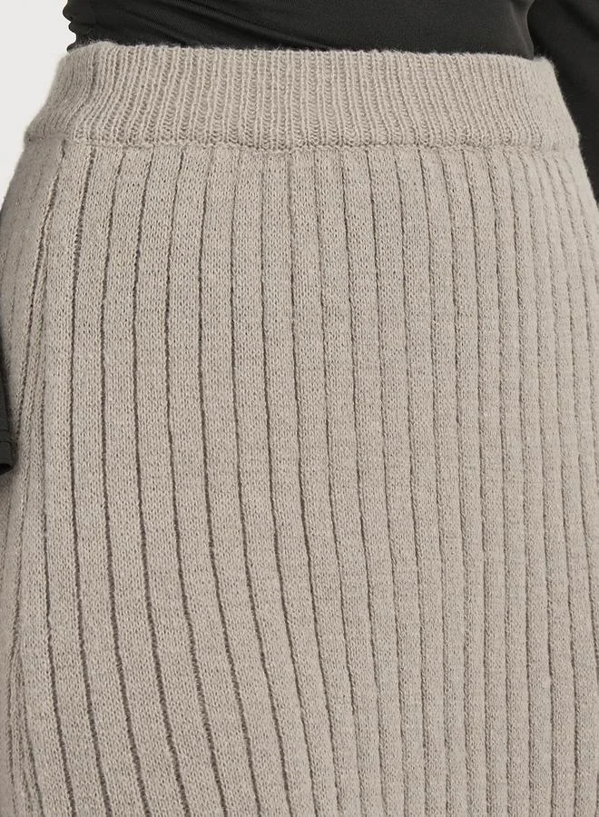 Styli Ribbed Knit Midi Skirt with Side Slit