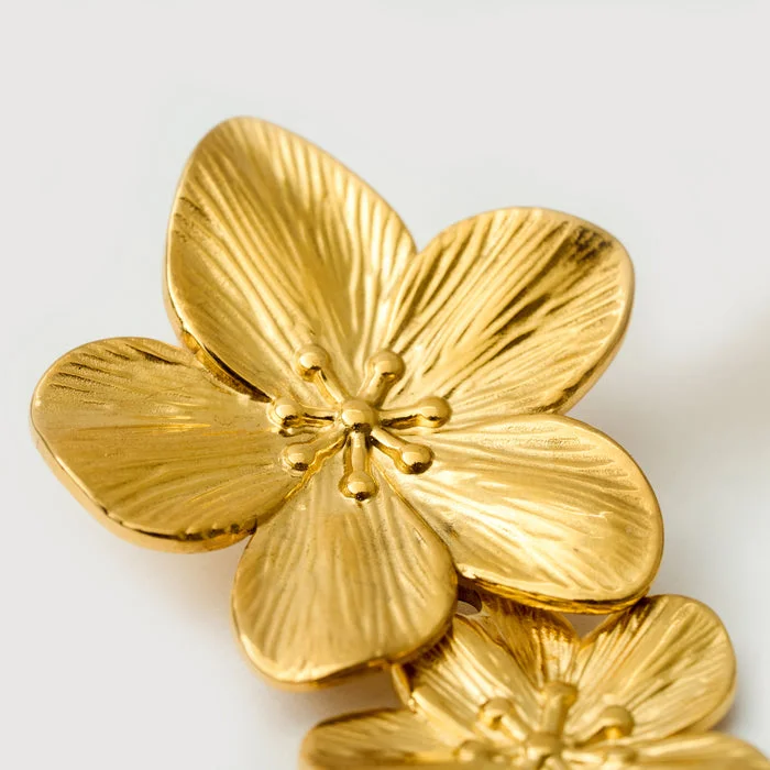 noya Rosa Drop Earrings - 18K Gold Plated