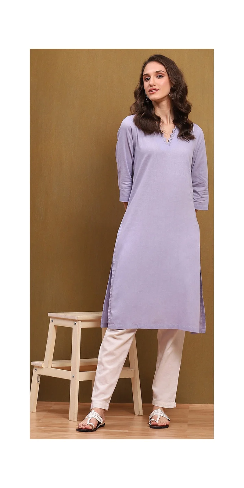 بيبا مزيج قطني بلون بنفسجي سوليد عادي فيت كورتا مستقيمة