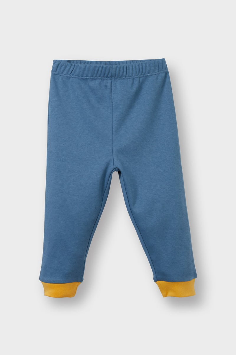 ديفاكتو بيجامة ويني ذا بوه المحبوكة المرخصة للأولاد من قطعتين بمقاس عادي - Image 3