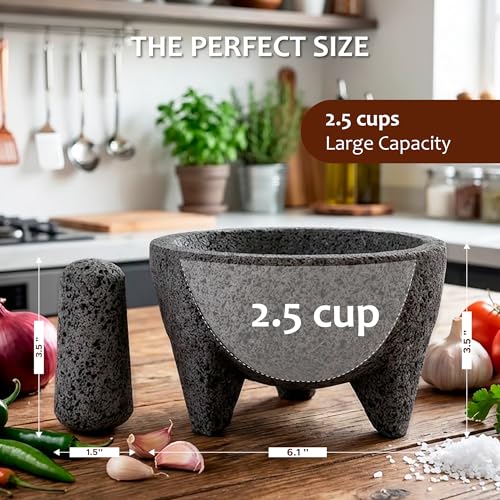 YOPIDO Molcajete 6 in Mexican, Handmade with Natural Volcanic Stone, Artisanal Kitchen Utensil for Grinding with Pores for Crushing, Specially Designed for Grinding Spices, Sauces, and Guacamole - Image 3