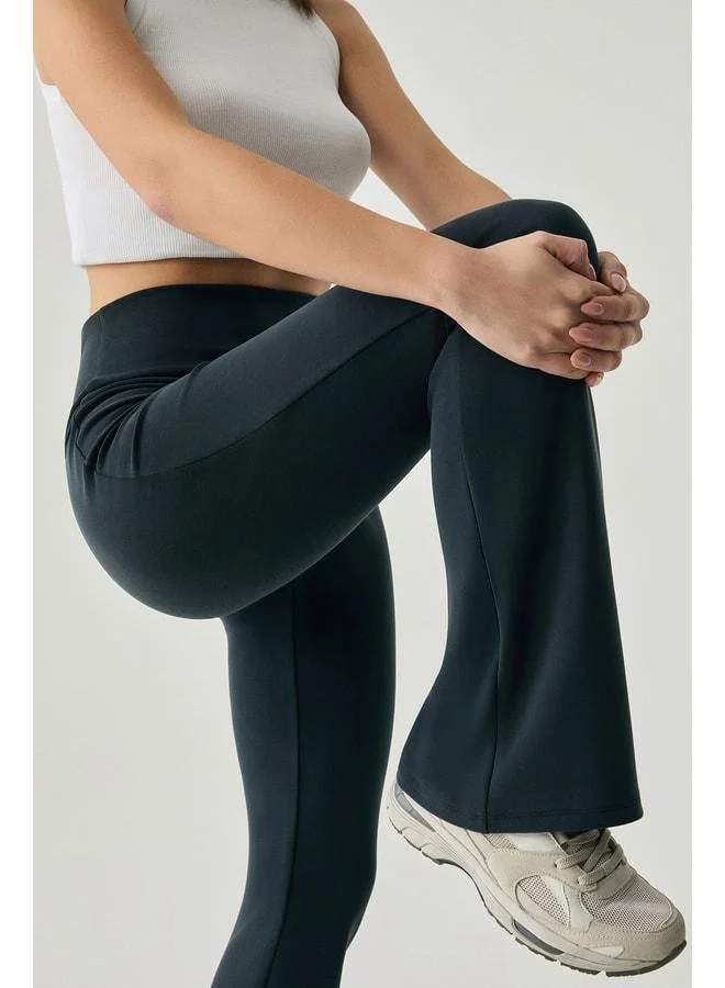 Penye Mood  High-waisted Spanish-leg modal pants for Women | Best Price UAE