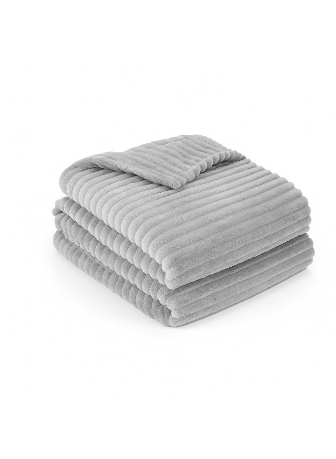Striped Flannel Fleece Blanket, Super Soft Plush King Size 220x240cm – Light Grey - Image 1