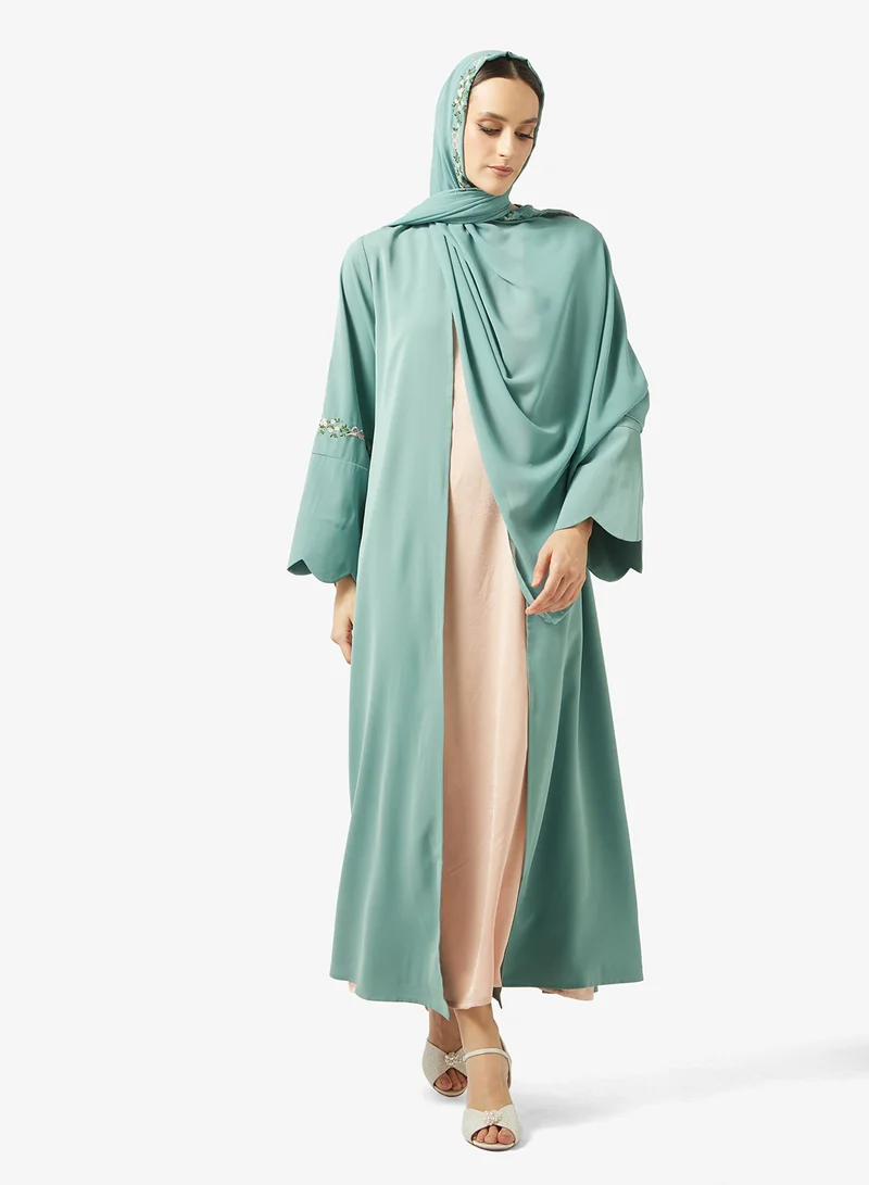 خزانة Abaya With Scallop Hem Sleeves & Sheila