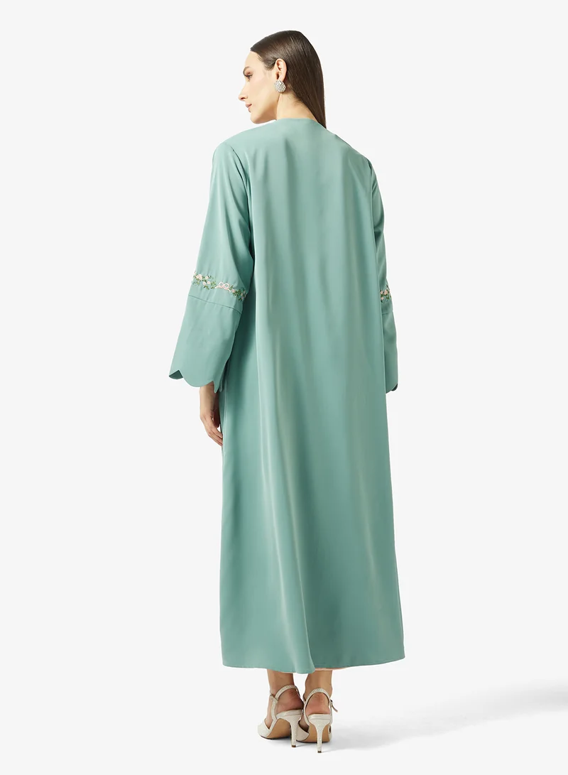 خزانة Abaya With Scallop Hem Sleeves & Sheila