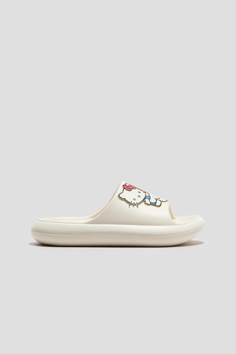 H&M Moulded pool shoes