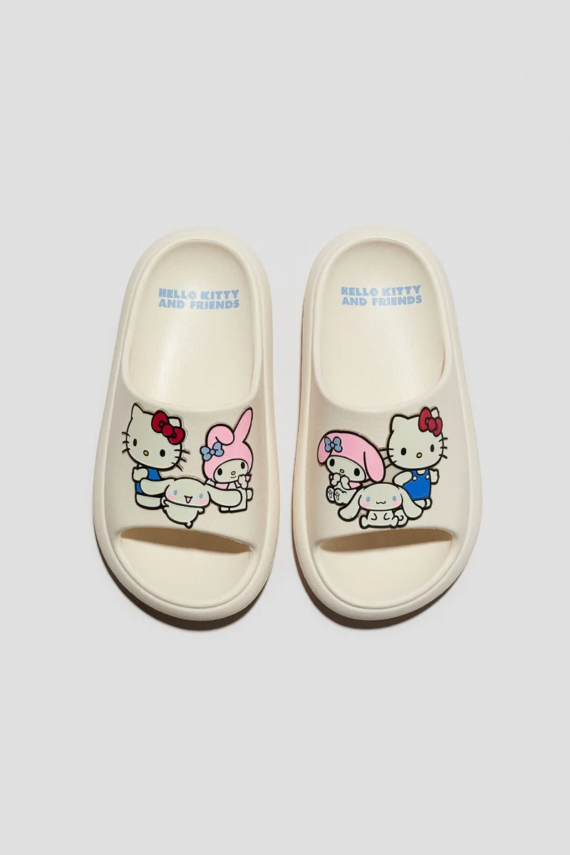 H&M Moulded pool shoes