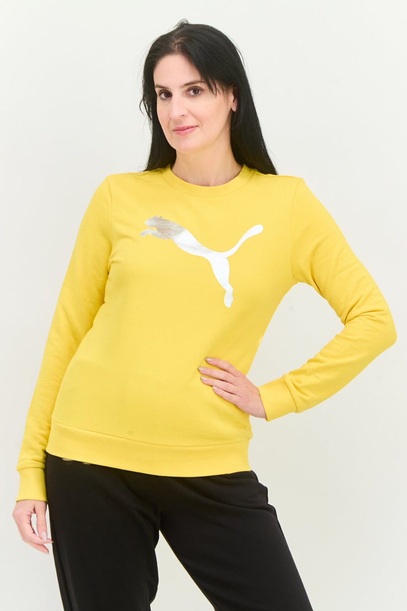 PUMA سويت شيرت نسائي بأكمام طويلة وقصة عادية، أصفر - Image 1