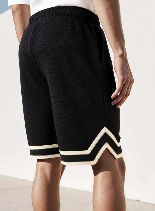 STARTER Contrast Detail Flexi Waist Shorts with Pockets