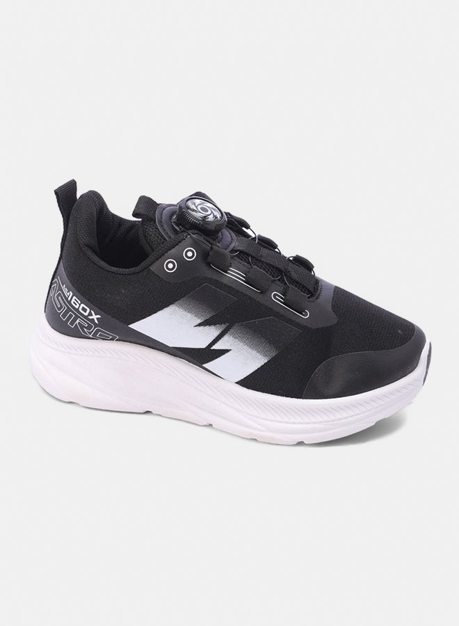 Leather Fashionable Low Top Sneakers  - Image 2