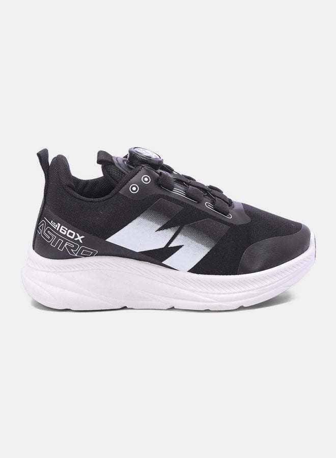 Leather Fashionable Low Top Sneakers  - Image 3