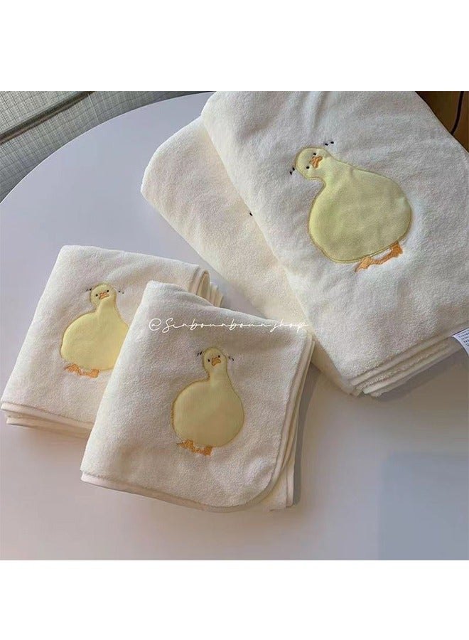 Large Pure Cotton Bath Towel 70X140cm  - Image 4
