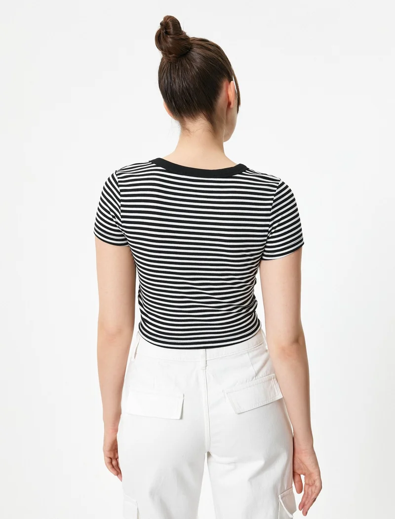 KOTON Printed Crop T-Shirt Short Sleeve Crew Neck Slim Fit Ribbed