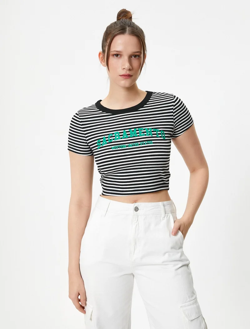 KOTON Printed Crop T-Shirt Short Sleeve Crew Neck Slim Fit Ribbed