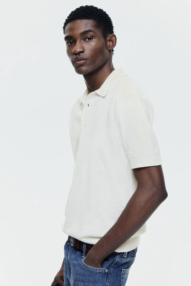 اتش اند ام تي-شيرت بولو محبوك بقصة عادي