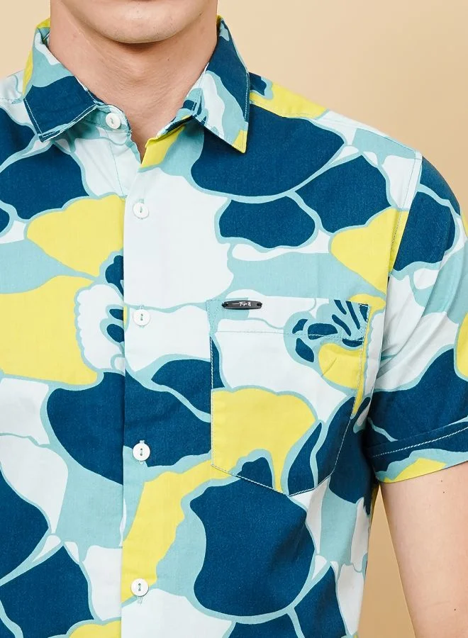 The Indian Garage Co Men Slim Fit Floral Printed Half Sleeves Spread Collar Resort Wear Shirt