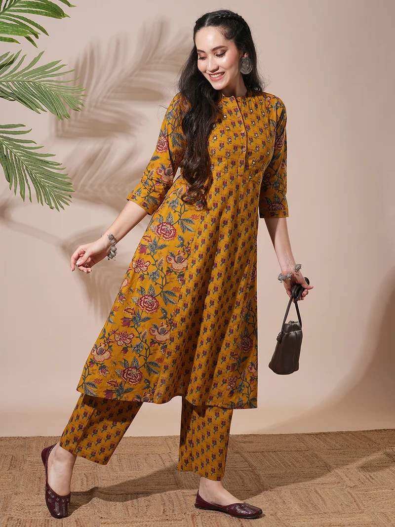 globus Globus Women Floral Print Mandarin Neck Panelled A-Line Kurta With Pants Workwear Sets