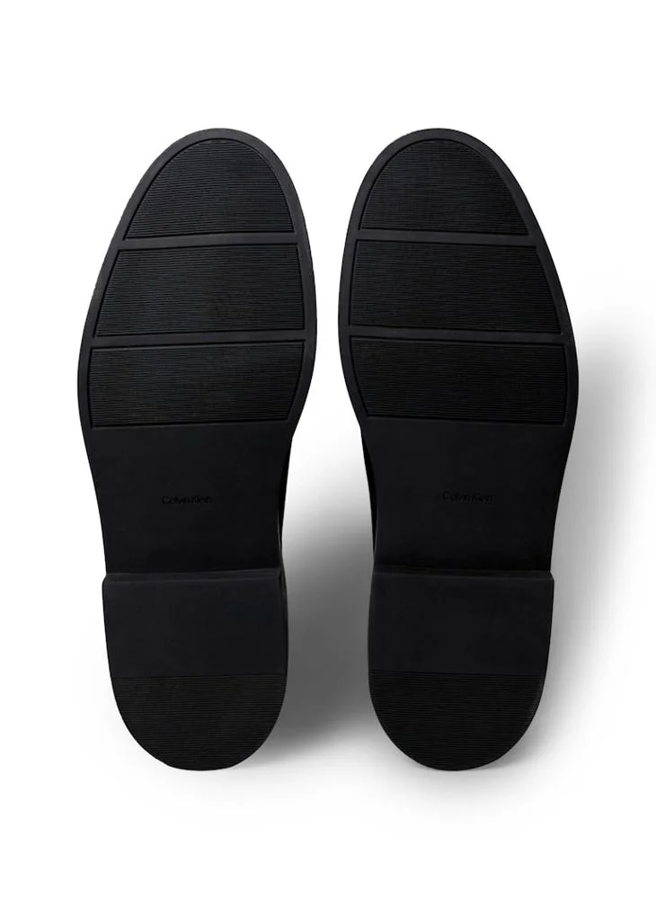 كالفن كلاين جينز بوت تشيلسي كونفيت ببطانة جانبية