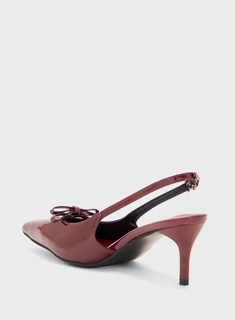 ايلا Low Heel Pump With Bow
