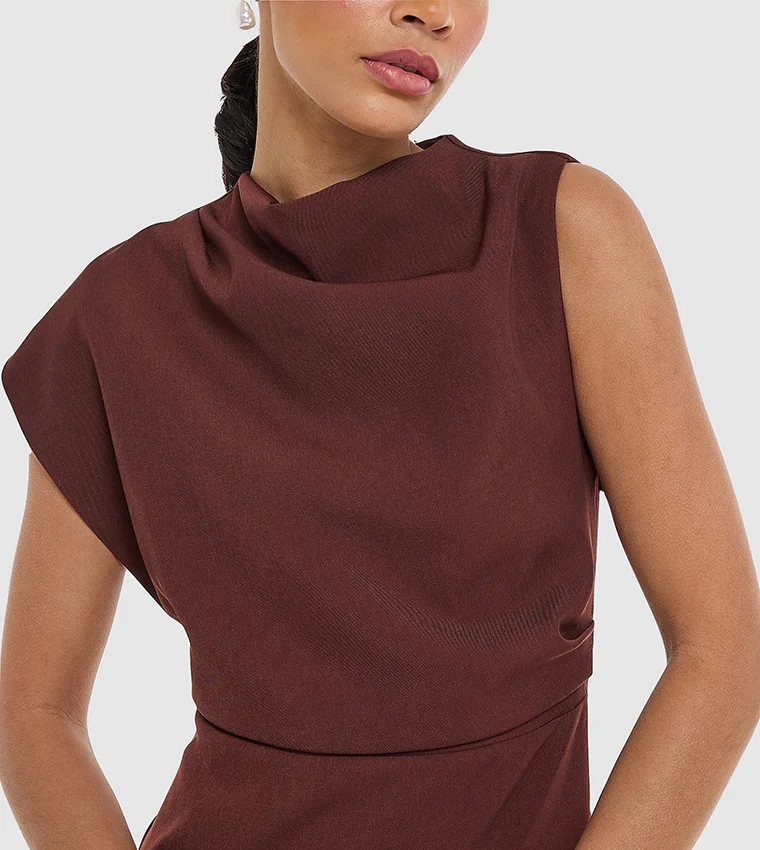 بي سي بي جي BCBG Dress With Shoulder Detail