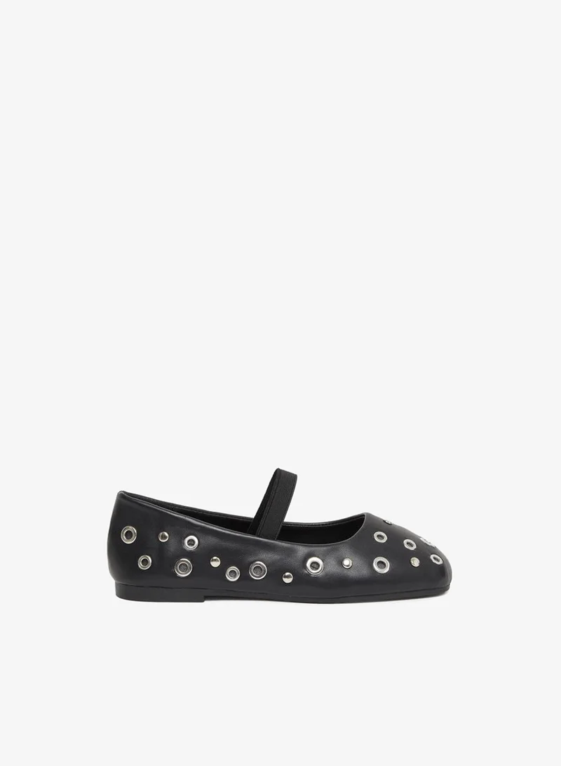 Styli Styli Embellished Slip-on Ballerinas